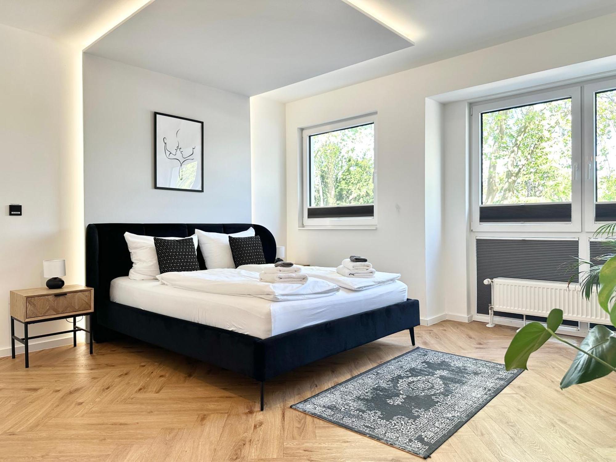 Modern Apartment - Fuer Freunde & Familien, Stadtnah, Parkplatz, E-Ladestation, Gitterbox Fuer Fahrraeder, Fitnessstudio, Digitale Gaestemappe Mit Restaurant- Und Unternehmenstipps Koblenz  Exterior foto